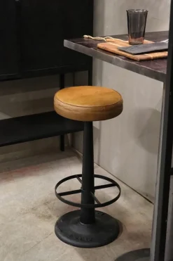 Vardagsrum|Pallar Vintage|Trademark Living Barstol - Läder/järn