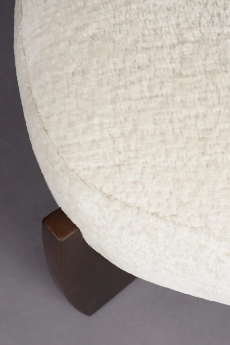 Pallar|Bänkar|Dutchbone Fotpall 'Emilius' - Beige