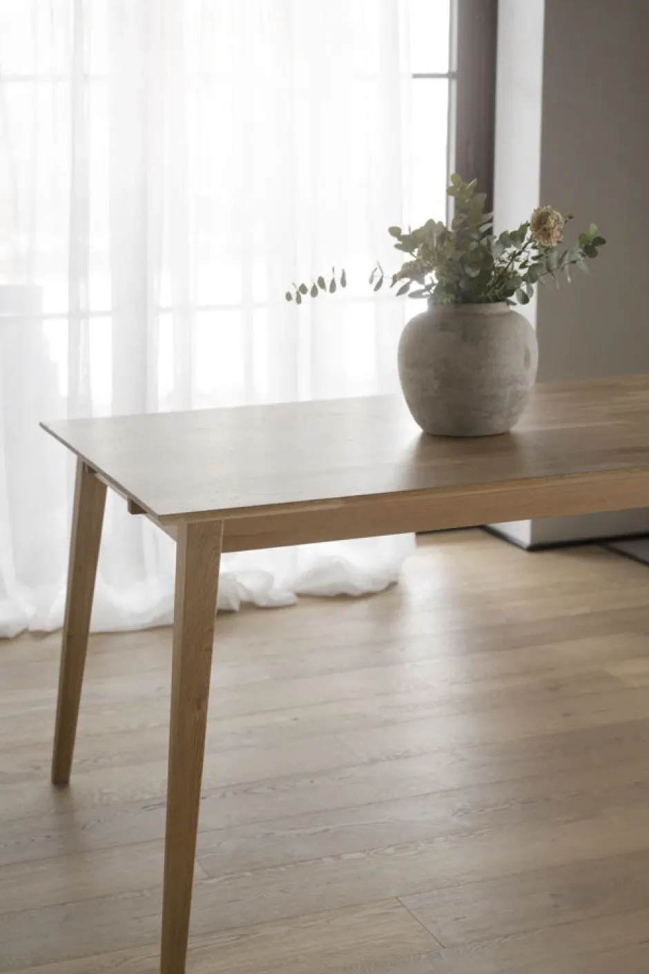 Matbord|Kök|Rowico Home Matbord 'Filippa' 140x90cm - Ek