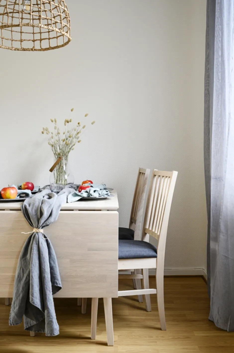Matbord|Kök|Rowico Home Matbord 'Filippa' 120x80cm - Vitpigmenterad