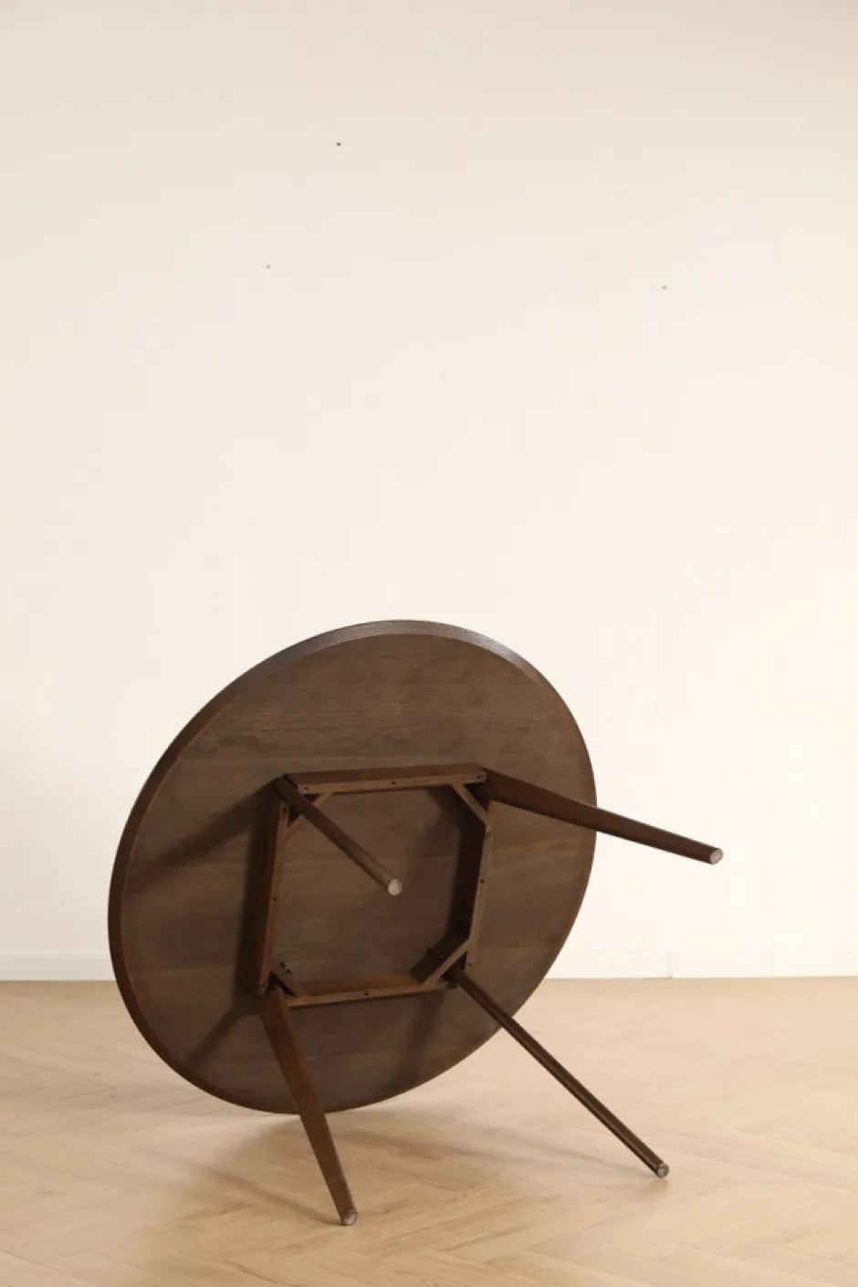 Bord|Matbord|Reforma Matbord 'Luma' Runt 115cm - Valnöt