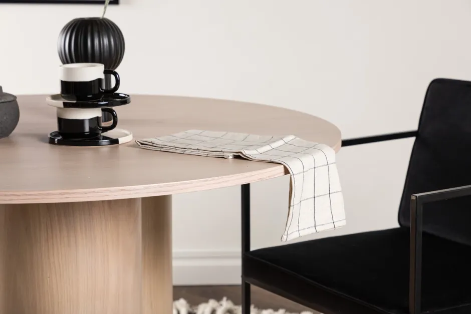 Runda Matbord|Matbord|Reforma Matbord 'Orsa' Runt 110cm - Vitputsad
