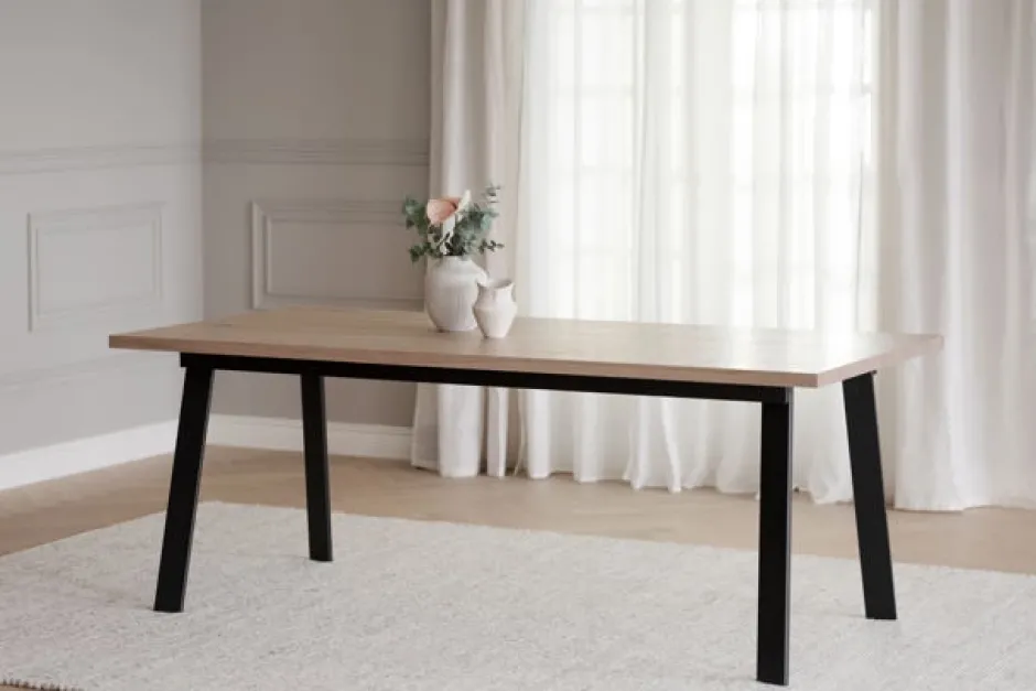 Matbord|Kök|Rowico Home Matbord 'Winnipeg' 200x100cm - Vitpigmenterad/ Svart