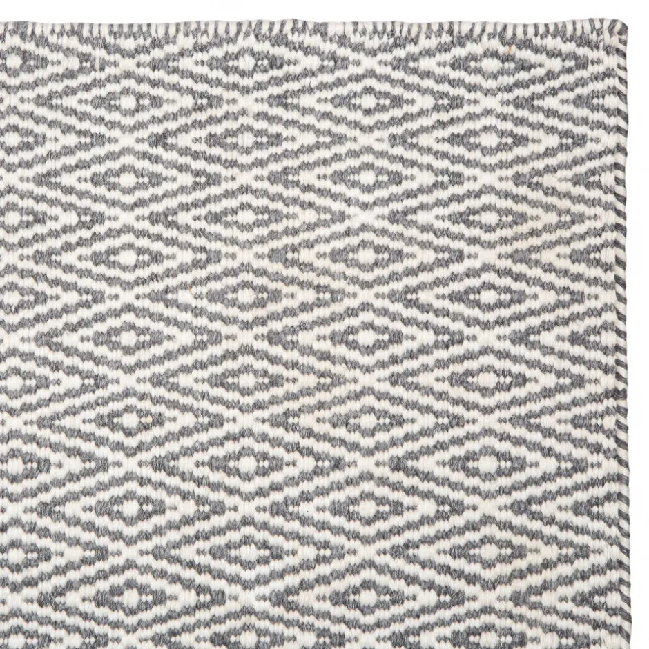 Mattor|Återvunna Mattor|Reforma Matta 'Cozy Luxury' 160x230cm - Grå/Vit