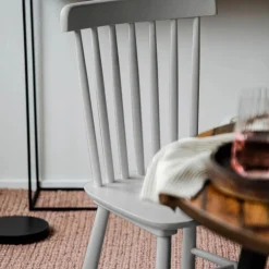 Sittmöbler|Stolar|Reforma Pinnstol 'Elsa' - Ljusgrå