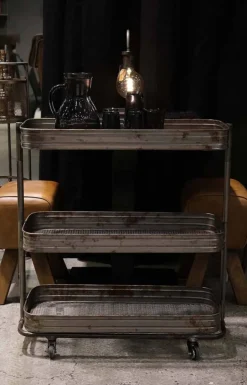 Serveringsvagnar & Rullbord|Kök|Trademark Living Rullbord 'Vega' - Järn/Klarlack