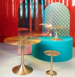 Sovrum|Sidobord|Bold Monkey Sidobord 'Hypnotising' - Guld