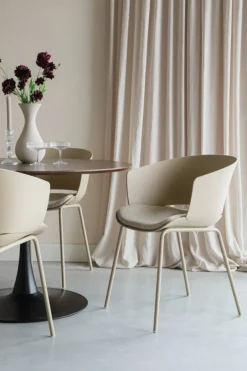 Stolar|Kök|Zuiver Stol 'Jessica' - Beige