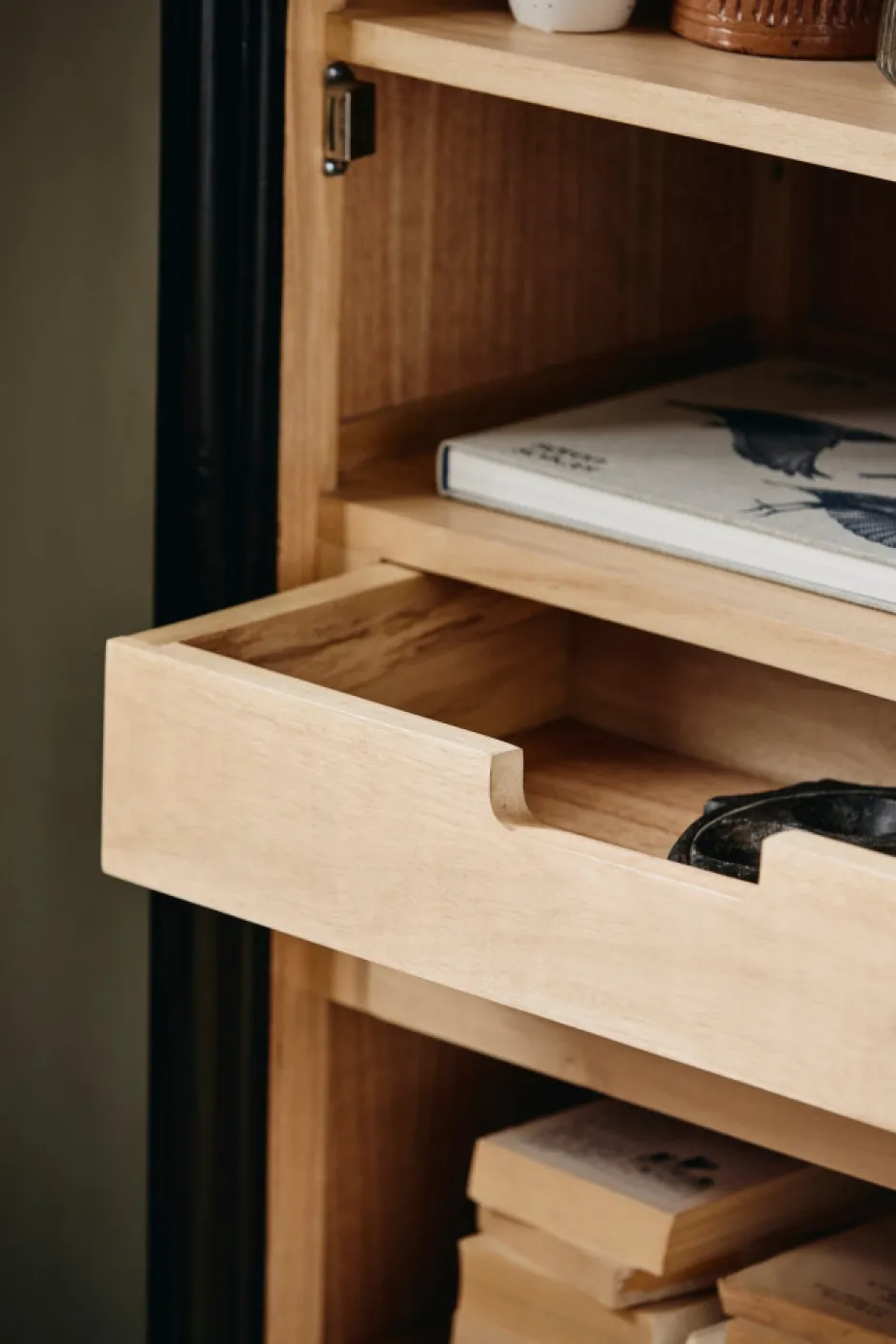 Skåp Och Skänkar|Hall|Nordal Vitrinskåp 'Viva' - Svart